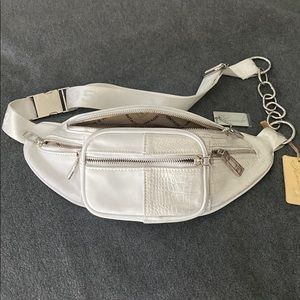 Vintage Havana white belt purse.